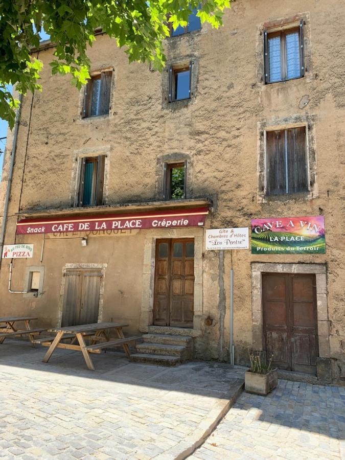 Cafe De La Place Gite & Chambres D'Hotes "Lou Pastre" Lanuejols  Exterior photo